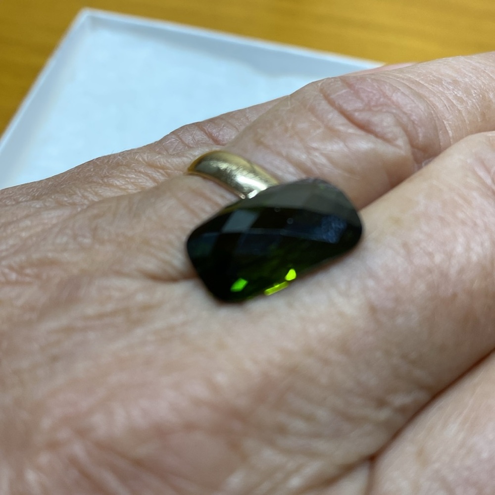 Large Green Tourmaline - Picture 9 of 9